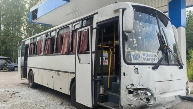 Belqorod vilayətində sərnişin avtobusuna hücum: 19 nəfər xəsarət aldı