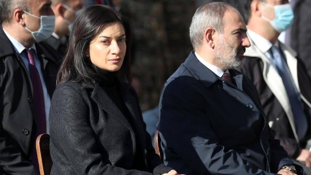 Paşinyanın həyat yoldaşı təhdid edildiyini açıqladı