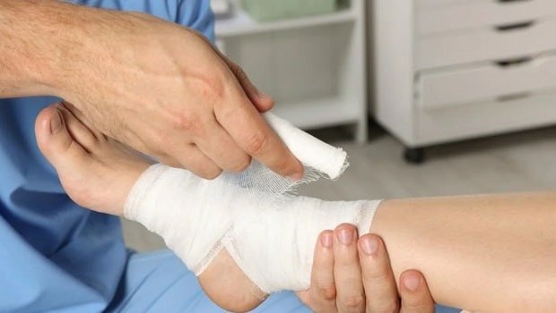 Alimlər dərin yaraların sağalmasını sürətləndirən "ağıllı" gel hazırladı