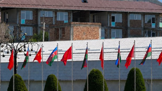 Azərbaycan-Qırğızıstan münasibətləri yeni mərhələdə: müttəfiqlikdən strateji iqtisadi əməkdaşlığa