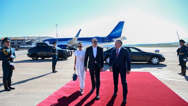 İlham Əliyevin Qırğızıstana dövlət səfəri BAŞA ÇATDI - FOTO