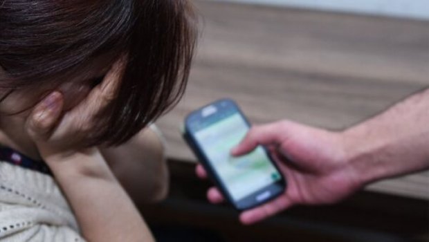 Bakıda ikinci telefon qalmaqalı: Arvadın gizli əməli cinayətə səbəb oldu