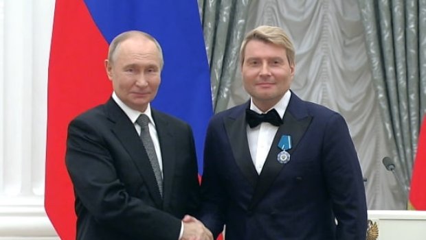 Putin Nikolay Baskovu ordenlə təltif etdi