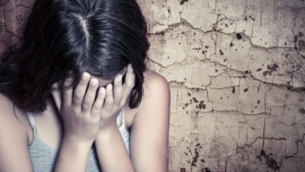 38 yaşlı kişi sevgilisinin evinə gəldi, qızına təcavüz etdi - Cinayətin TƏFƏRRÜATI