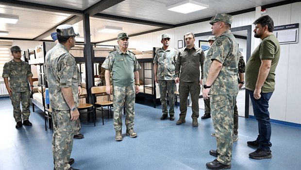 Zakir Həsənov Hava Döyüş Komandanlığına müvafiq tapşırıqlar VERDİ - FOTO