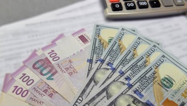 Manatın gələcəyi ilə bağlı nikbin PROQNOZ - Dollar alanların sayı kəskin azalıb