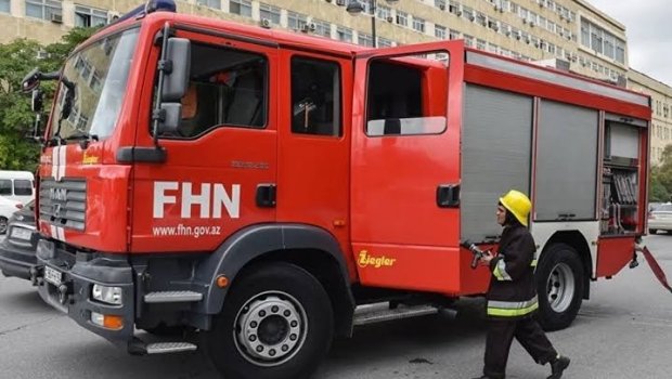 Nərimanovda beşmərtəbəli binada yanğın oldu