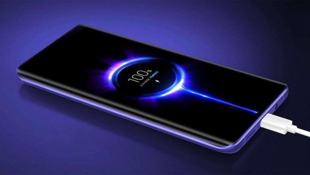 Telefonunu belə şarj edənlərin nəzərinə