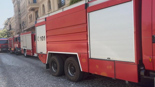 Bakının mərkəzindəki yanğın məhdudlaşdırıldı - FOTO/VİDEO