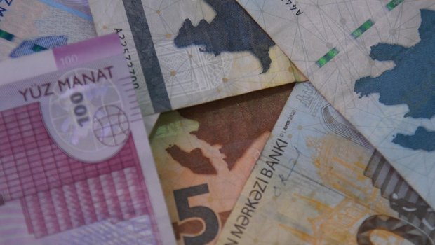 Azərbaycanda kənar pul köçürmələrinin həcmi artıb
