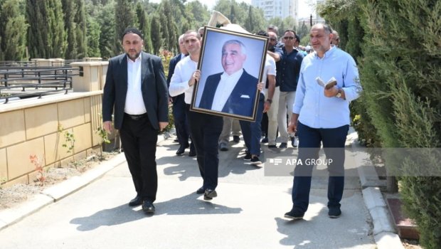 Çingiz Əlioğlu son mənzilə yola salındı &ndash; VİDEO