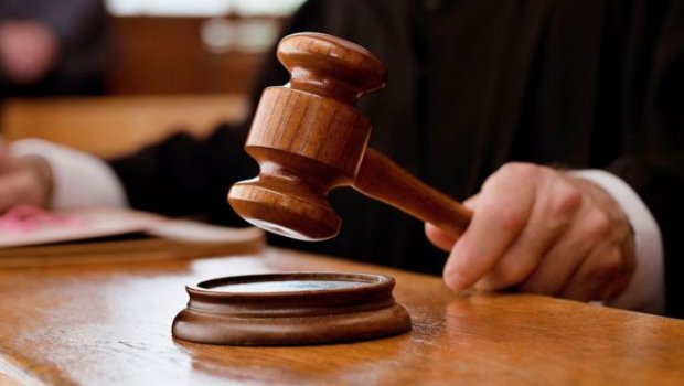 Bakıda tanışlarını bıçaqlayan şəxsə prokuror ağır cəza istədi