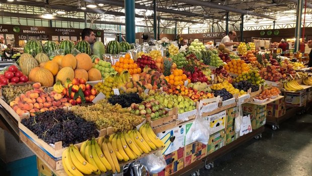 Bakıda ət qiymətinə satılan meyvə &ndash; FOTO
