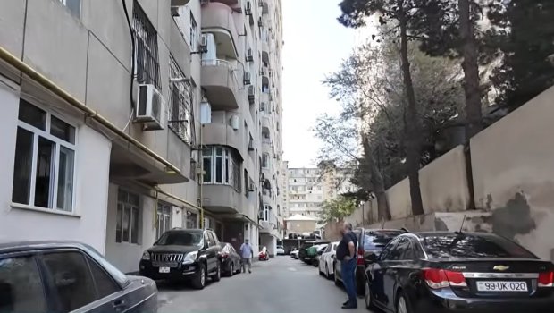 Binəqədi sakinləri çıxılmaz vəziyyətdə: "220 manat verdim, 120-si yoxdur!" - VİDEO