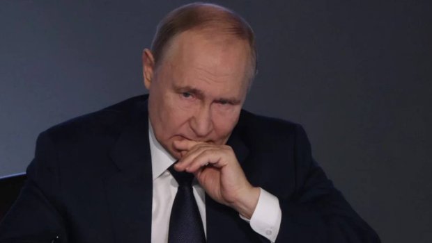 Putin Ukrayna PUA-larından qorunmaq üçün zirehli qatardan istifadə edir