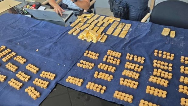 Təmir zamanı divardan sərvət çıxdı &ndash; 9 milyon dəyərində qızıl