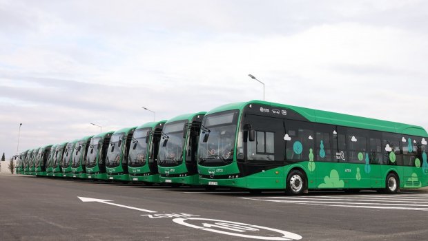 Ekspres avtobuslar harada dayanır? -MƏKANLAR