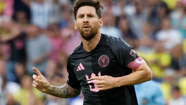 Messi &ldquo;Nashvill&rdquo;ə məğlubiyyətdən sonra hakimləri söydü - VİDEO
