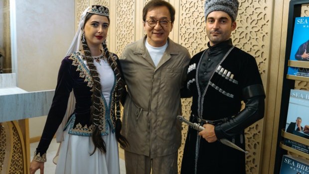 Ceki Çanın rol aldığı filmin Azərbaycandakı çəkilişləri başa çatdı &ndash; FOTO