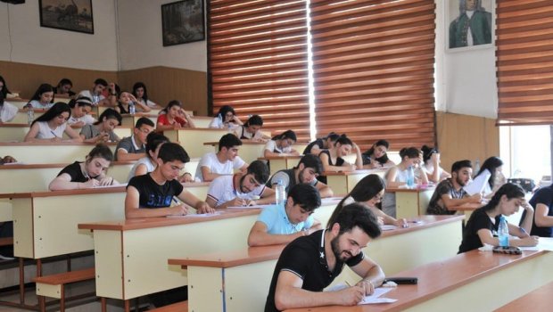 Bu şəxslər universitetlərə imtahansız qəbul oldular &ndash; RƏSMİ