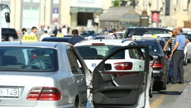 Avtobus və taksi ilə daşınan sərnişinlərin sayı AÇIQLANDI