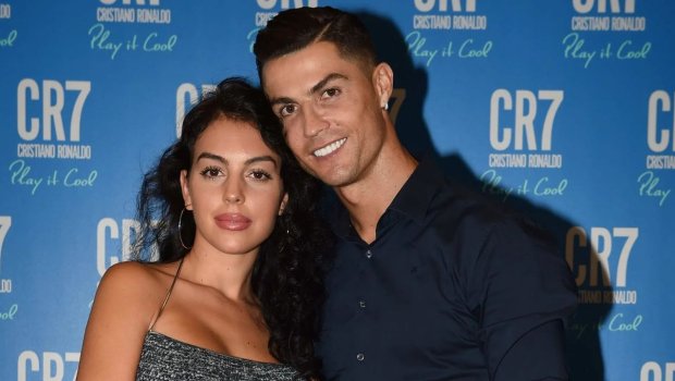 RONALDO Corcina ilə tanışlığından danışdı