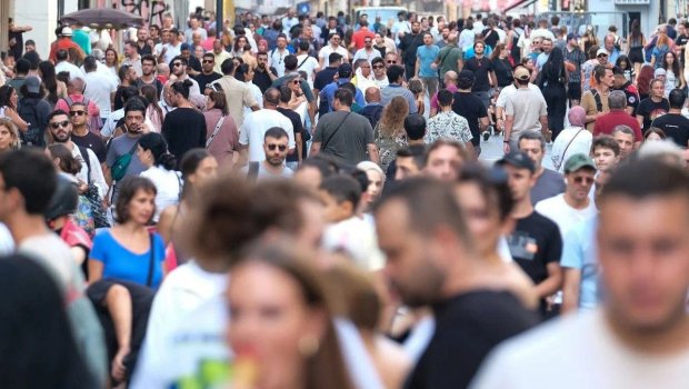Bu ölkədə hər 15 nəfərdən biri Azərbaycan dilində danışır