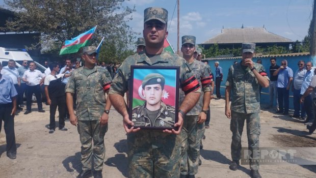 34 il sonra nəşi tapılan şəhidlə vida mərasimi keçirildi &ndash; FOTO