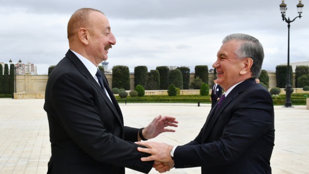 İlham Əliyevin Özbəkistanın Milli İnformasiya Agentliyinə müsahibə verdi - TAM MƏTN - FOTO