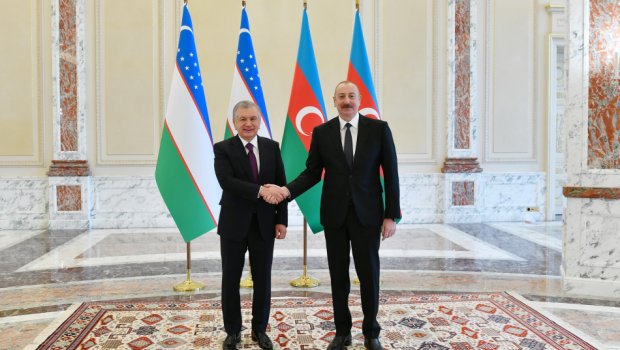 İlham Əliyev Şavkat Mirziyoyevə TƏŞƏKKÜR ETDİ