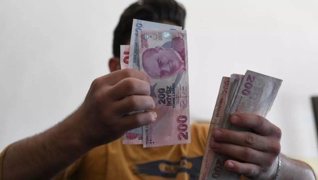 Türk lirəsi ABŞ dolları qarşısında tarixi minimum yenilədi