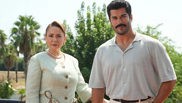 &ldquo;Ana-oğul&rdquo; arasındakı 9 yaş fərqi müzakirə yaratdı &ndash; Foto
