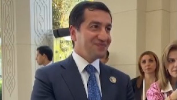 Hikmət Hacıyev: &ldquo;Özbək və Azərbaycan dillərinin kombinasiyasında danışaq&rdquo; &ndash; VİDEO