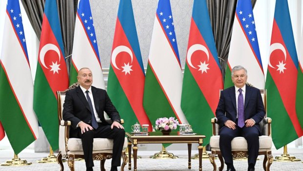 İlham Əliyevin Şavkat Mirziyoyev ilə təkbətək görüşü - FOTO - VİDEO