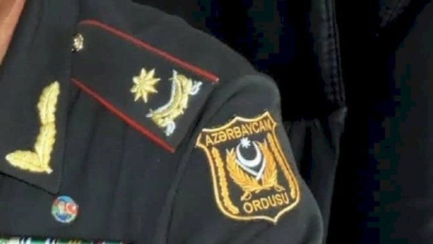 42 yaşlı general görün kimin oğlu imiş - FOTO