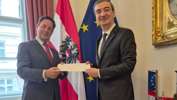 İyulda təyin olunan Avstriyadakı səfirimiz etimadnaməsini təqdim etdi - FOTO