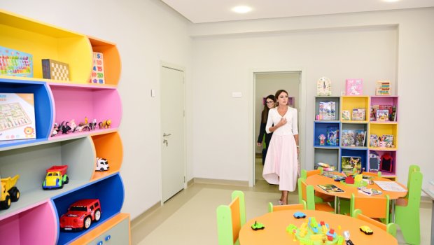 Mehriban Əliyeva Bakıda yeni körpələr evi-uşaq bağçasının açılışında &ndash; FOTO