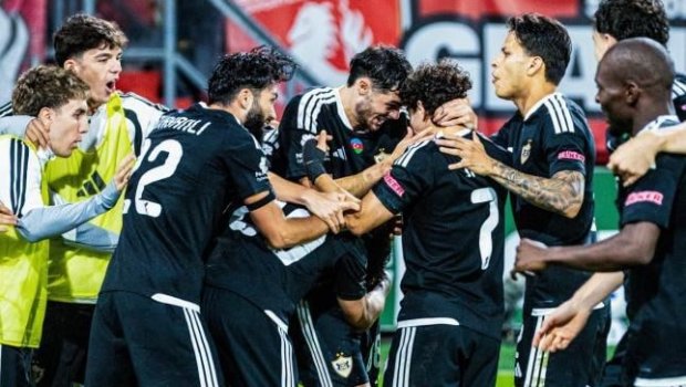 "Qarabağ"dan bir gündə üç TRANSFER