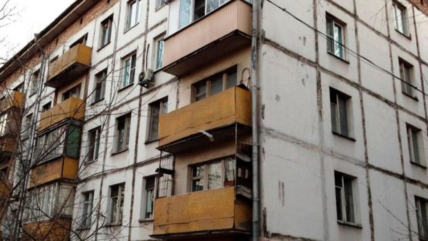 Gəncədə 78 yaşlı kişi eyvandan yıxılaraq həyatını itirdi