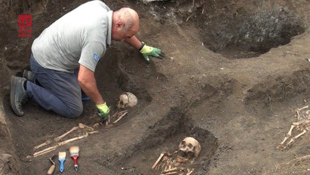 Gədəbəy dağlarında gizlənən iki minillik SİRR &ndash; Boyları 2 metr olan skeletlər aşkarlandı &ndash; FOTO