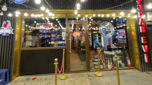 Bakıda bu mağazada saxta içki satılırmış - FOTO