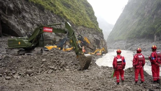 Tibetdə 261 əcnəbi itkin düşüb