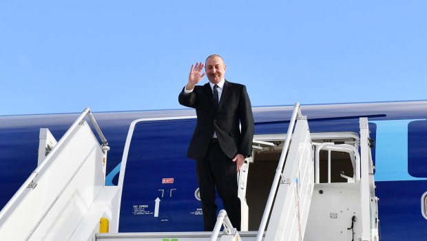 Prezident Qırğızıstanda səfərdədir