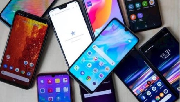 İşlədiyi anbardan 70 minlik telefon və aksesuar OĞURLADI