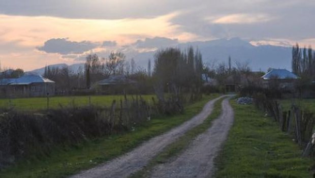 Azərbaycanda axtarışda olan kişinin meyiti küçədə tapıldı