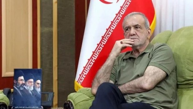 Pezeşkianın təyyarəsi təcili eniş etdi - FOTO