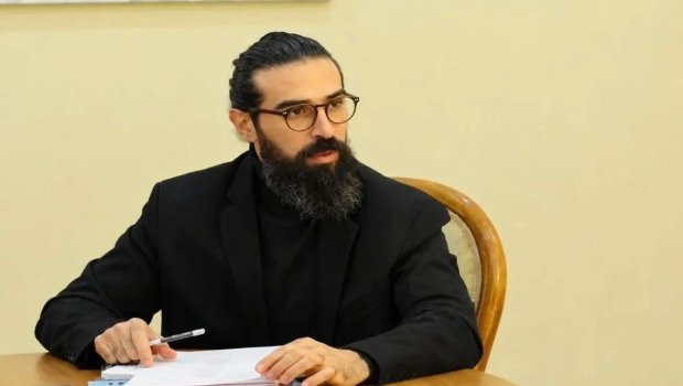 Bəhruz Vaqifoğlu Pantomim teatrının quruluşçu rejissoru təyin edildi