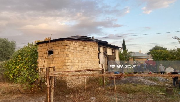 Şəkidə fərdi yaşayış evi əşyalarla birlikdə yandı - FOTO