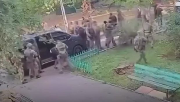 Ukrayna Təhlükəsizlik Xidməti və Baş Kəşfiyyat İdarəsi əməkdaşları arasında insidentin ANBAAN VİDEOSU 