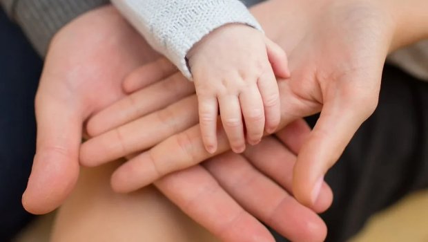 Övlad himayəyə götürmək istəyənlərin NƏZƏRİNƏ: Proses sadələşdirildi